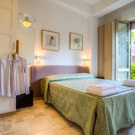 Albergo Villa Lucia Bellaria-Igea Marina Esterno foto